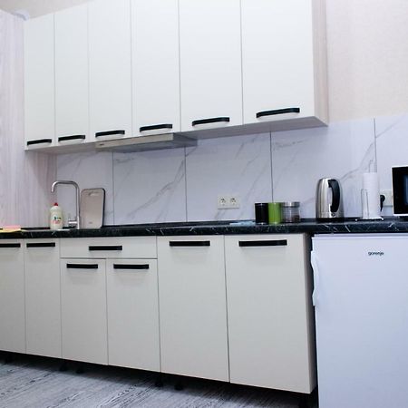 Apartment Barvy Lvova On Kostyushka St ภายนอก รูปภาพ