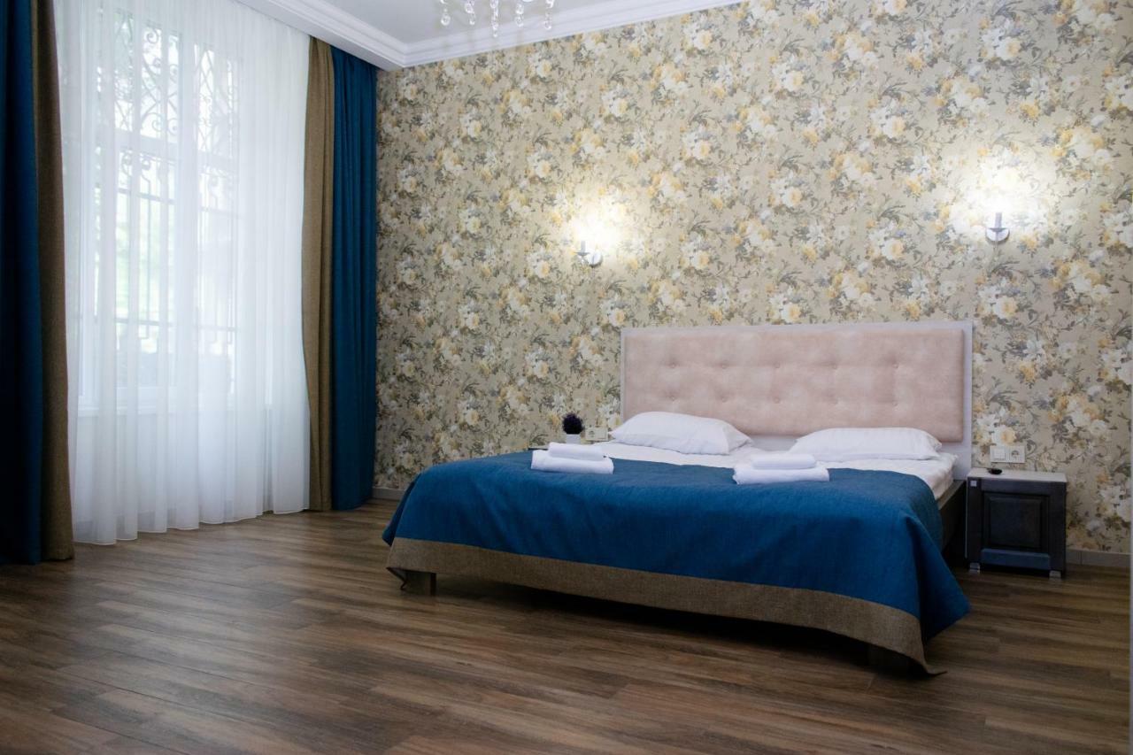 Apartment Barvy Lvova On Kostyushka St ภายนอก รูปภาพ