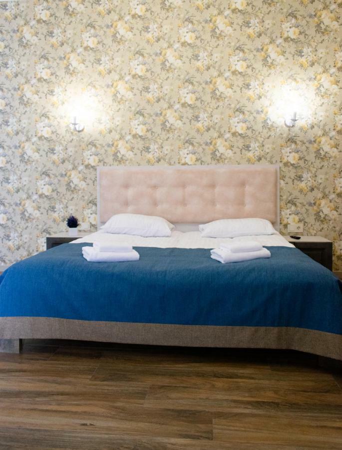 Apartment Barvy Lvova On Kostyushka St ภายนอก รูปภาพ