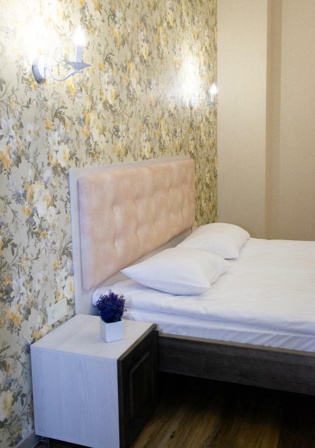 Apartment Barvy Lvova On Kostyushka St ภายนอก รูปภาพ