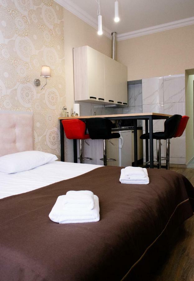 Apartment Barvy Lvova On Kostyushka St ภายนอก รูปภาพ