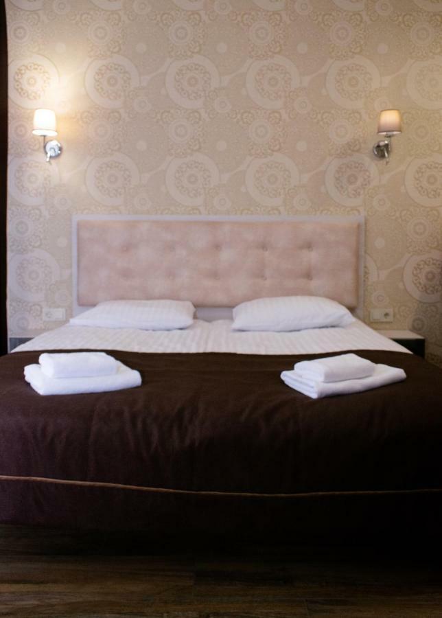 Apartment Barvy Lvova On Kostyushka St ภายนอก รูปภาพ