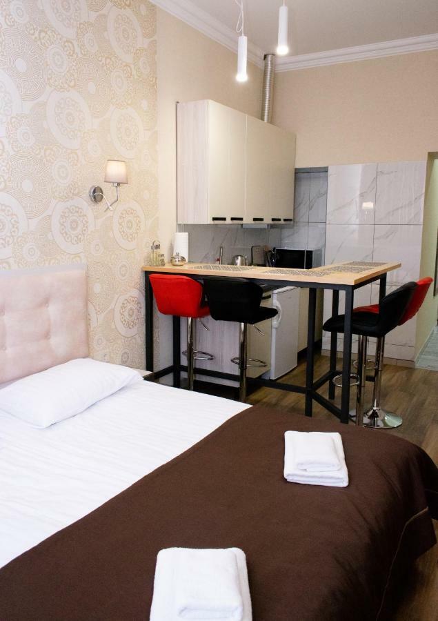 Apartment Barvy Lvova On Kostyushka St ภายนอก รูปภาพ