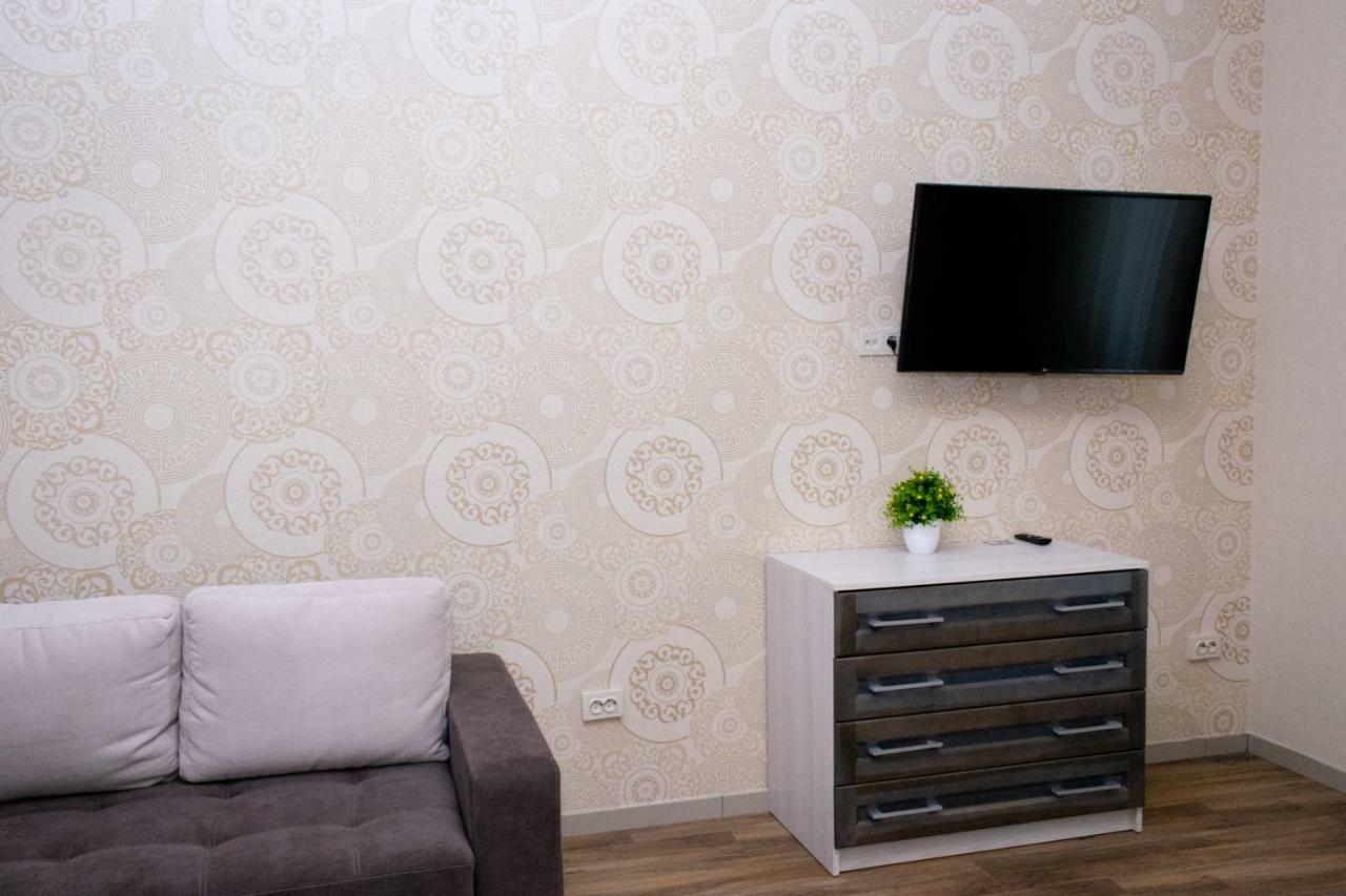 Apartment Barvy Lvova On Kostyushka St ภายนอก รูปภาพ