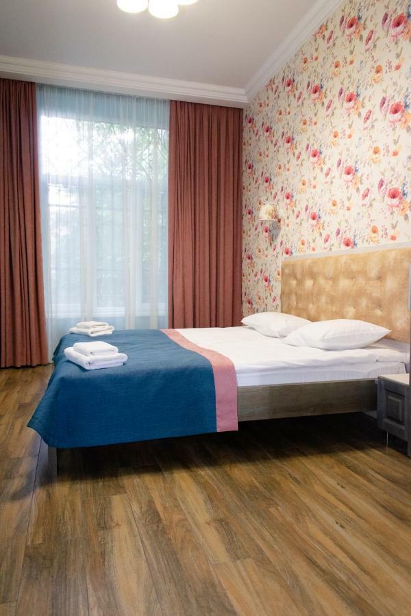 Apartment Barvy Lvova On Kostyushka St ภายนอก รูปภาพ